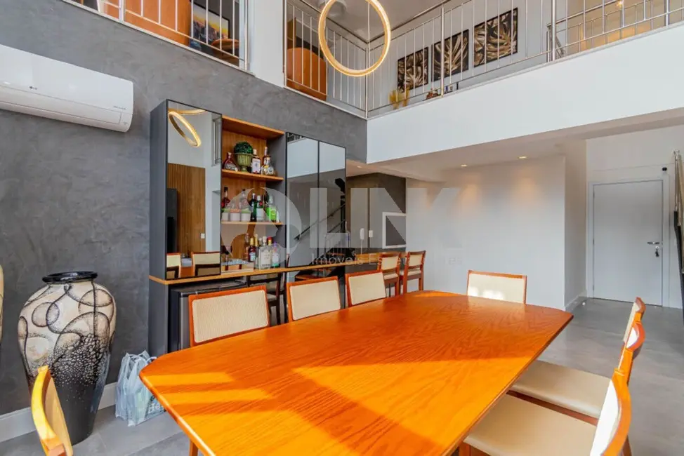 Apartamento com 3 quartos à venda, 182m2 em Menino Deus, Porto Alegre - RS - imagem 9 Foto 9 de Apartamento com 3 quartos à venda, 182m2 em Menino Deus, Porto Alegre - RS