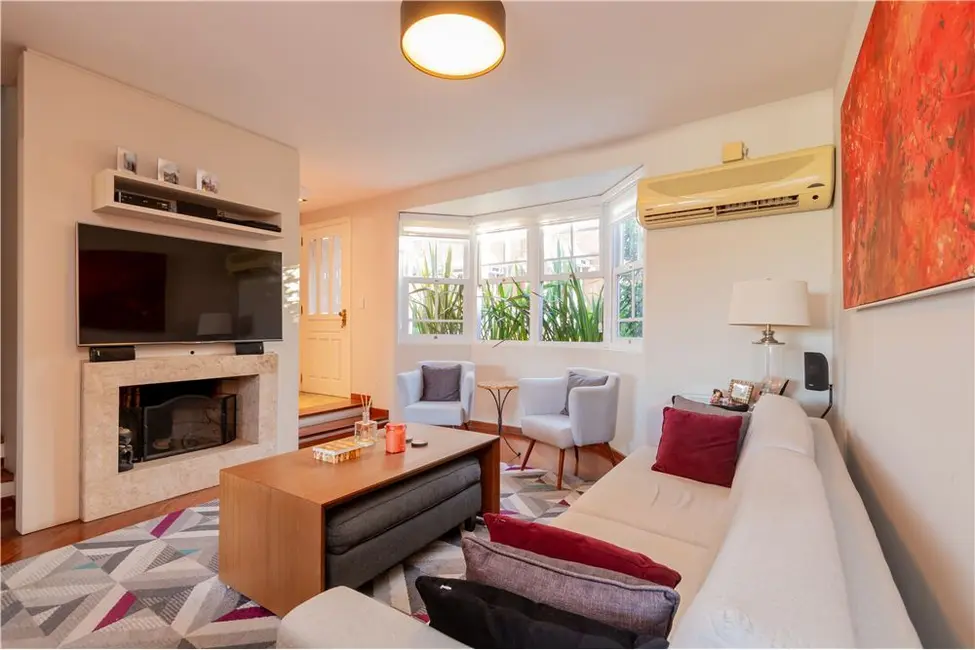 Foto 7 de Casa de Condomínio com 3 quartos à venda, 220m2 em Três Figueiras, Porto Alegre - RS