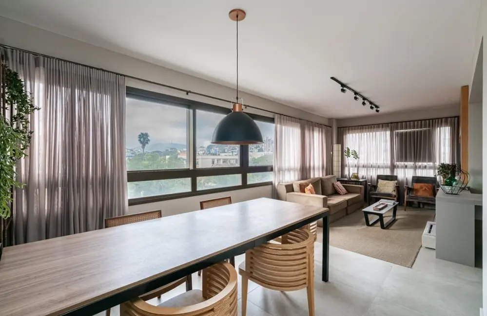 Apartamento com 3 quartos à venda, 110m2 em Menino Deus, Porto Alegre - RS - imagem 3 Foto 3 de Apartamento com 3 quartos à venda, 110m2 em Menino Deus, Porto Alegre - RS