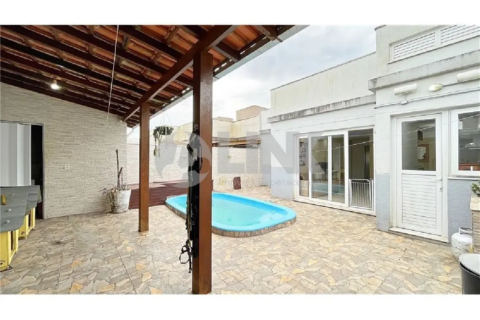 Foto 2 de Casa de Condomínio com 3 quartos à venda, 78m2 em Lomba do Pinheiro, Porto Alegre - RS