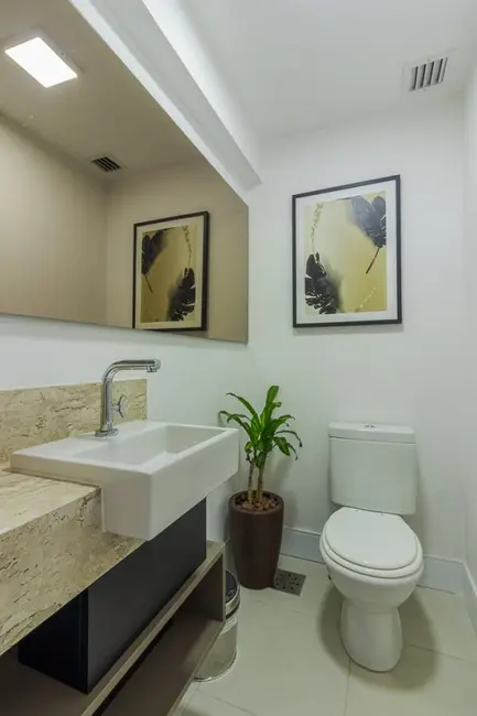 Foto 9 de Apartamento com 3 quartos à venda, 102m2 em Porto Alegre - RS