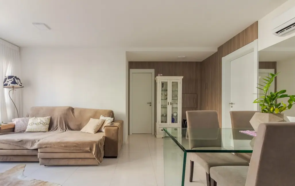 Foto 8 de Apartamento com 3 quartos à venda, 102m2 em Porto Alegre - RS