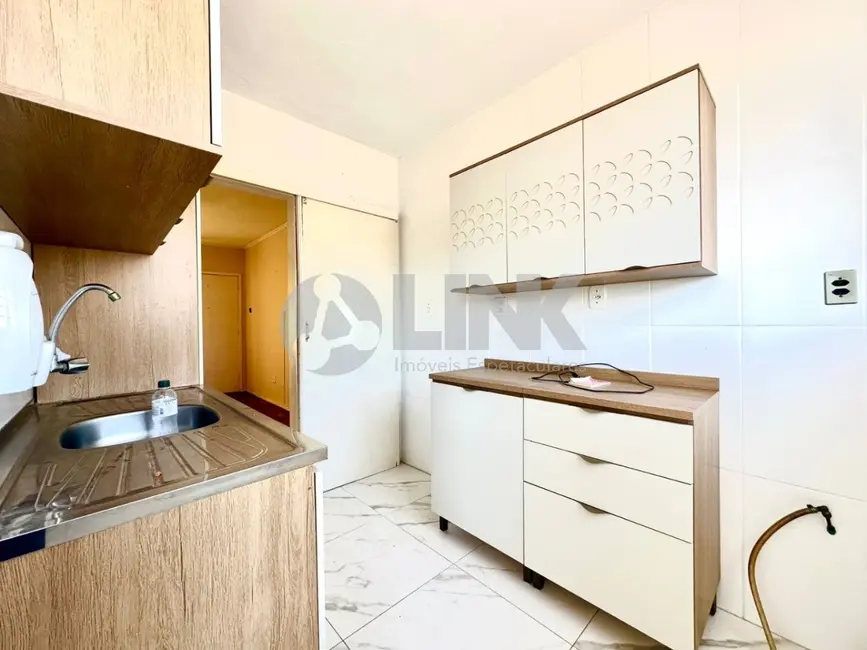Foto 6 de Apartamento com 2 quartos à venda, 58m2 em Vila Ipiranga, Porto Alegre - RS