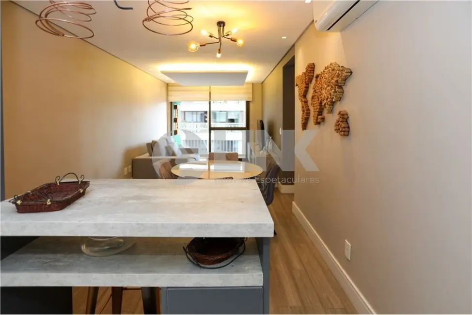 Apartamento com 3 quartos à venda, 84m2 em Passo da Areia, Porto Alegre - RS - imagem 3 Foto 3 de Apartamento com 3 quartos à venda, 84m2 em Passo da Areia, Porto Alegre - RS