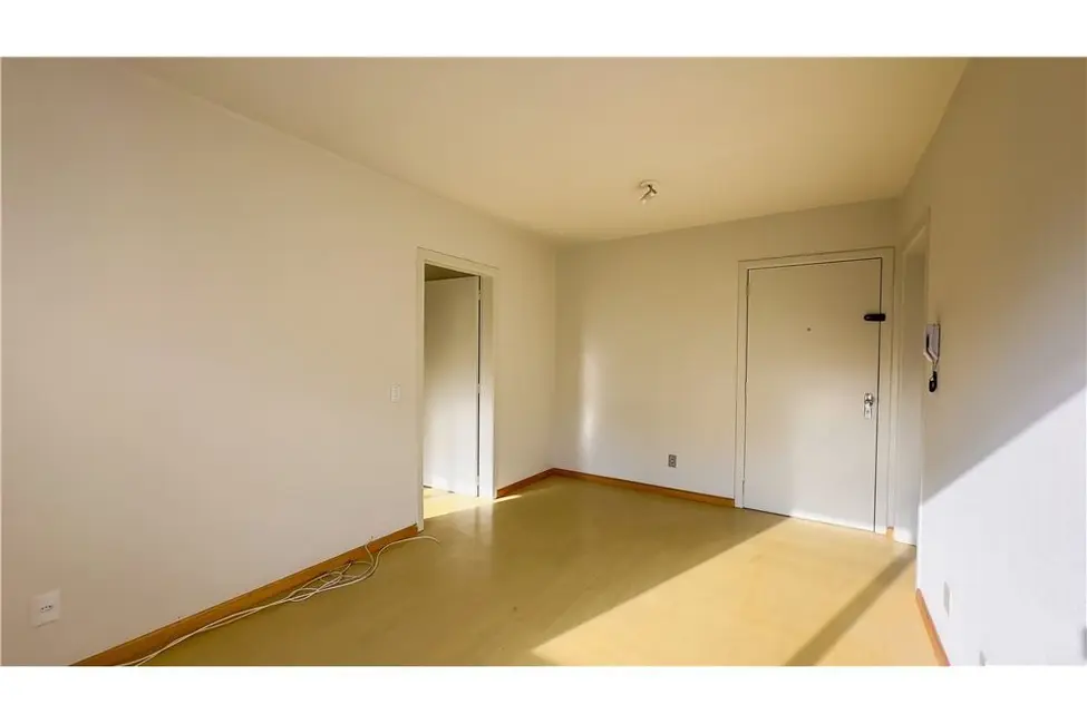 Foto 2 de Apartamento com 1 quarto à venda, 44m2 em Boa Vista, Porto Alegre - RS