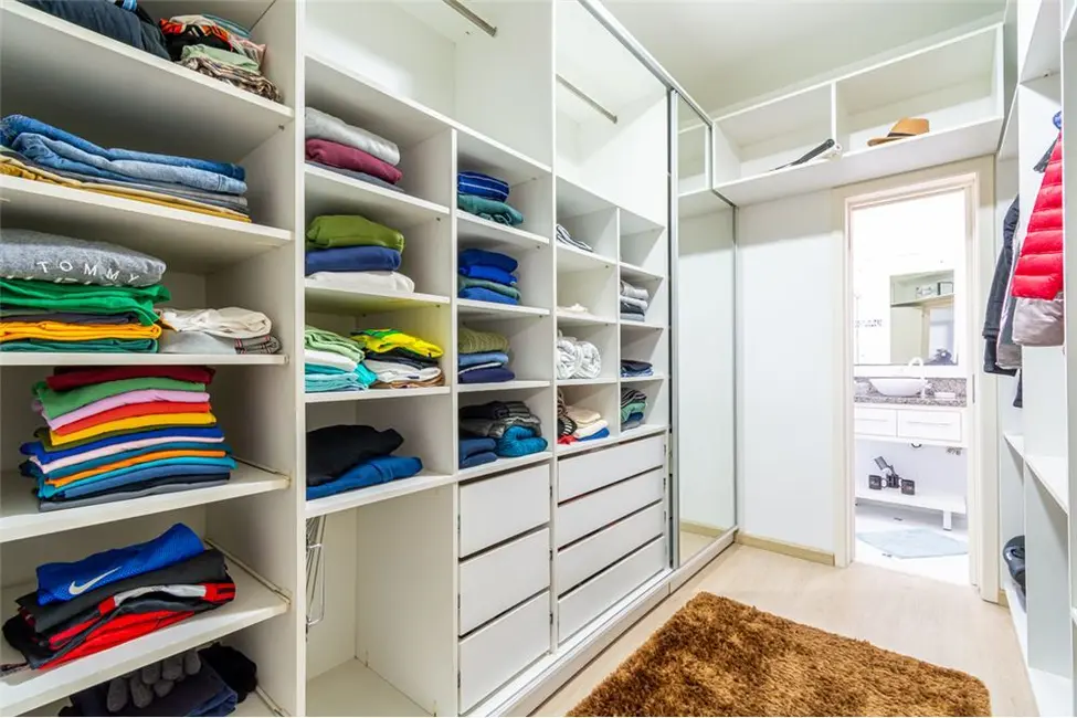 Casa com 3 quartos à venda, 162m2 em Harmonia, Canoas - RS - imagem 7 Foto 7 de Casa com 3 quartos à venda, 162m2 em Harmonia, Canoas - RS