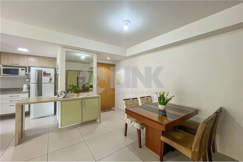Foto 6 de Apartamento com 3 quartos à venda, 84m2 em Jardim Lindóia, Porto Alegre - RS