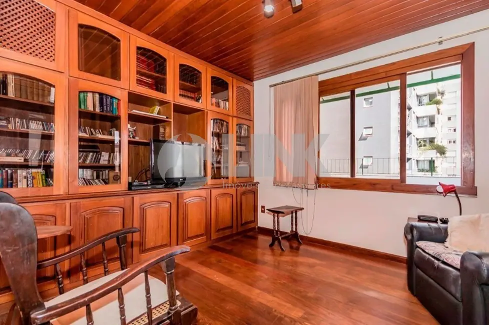 Foto 8 de Apartamento com 3 quartos à venda, 244m2 em Petrópolis, Porto Alegre - RS