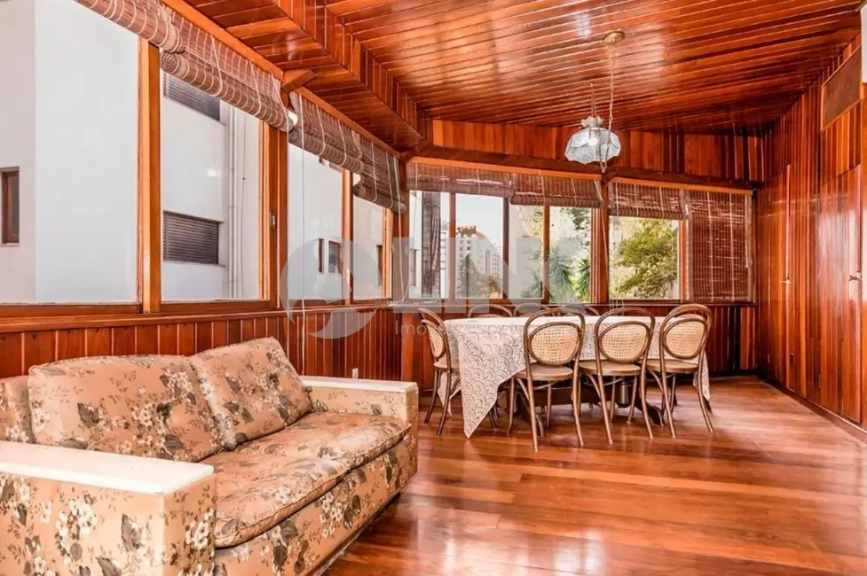 Foto 4 de Apartamento com 3 quartos à venda, 244m2 em Petrópolis, Porto Alegre - RS