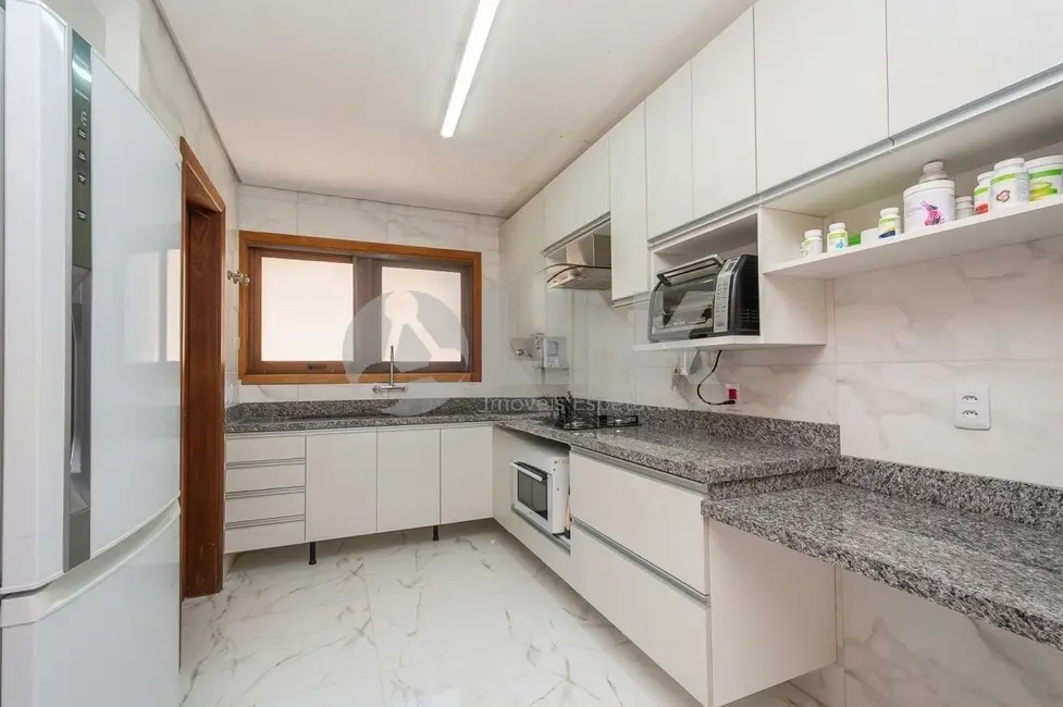Foto 7 de Apartamento com 3 quartos à venda, 137m2 em Petrópolis, Porto Alegre - RS