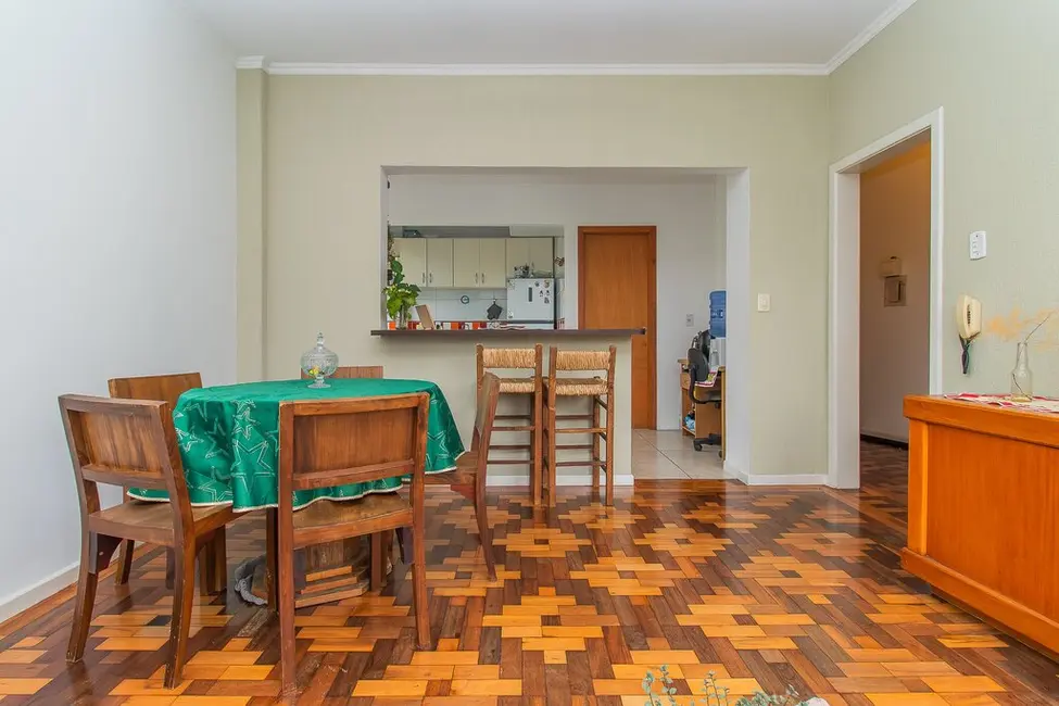 Apartamento com 2 quartos à venda, 105m2 em Bom Fim, Porto Alegre - RS - imagem 9 Foto 9 de Apartamento com 2 quartos à venda, 105m2 em Bom Fim, Porto Alegre - RS