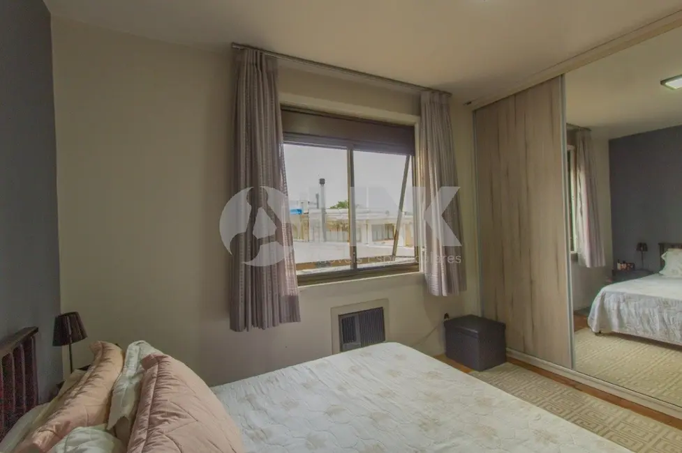 Foto 9 de Apartamento com 2 quartos à venda, 66m2 em São João, Porto Alegre - RS