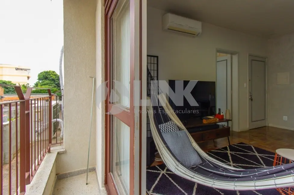 Foto 3 de Apartamento com 2 quartos à venda, 66m2 em São João, Porto Alegre - RS