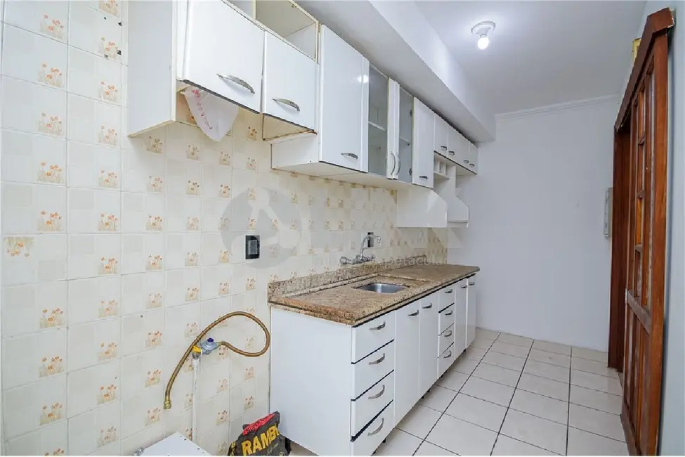 Apartamento com 2 quartos à venda, 64m2 em Cristal, Porto Alegre - RS - imagem 5 Foto 5 de Apartamento com 2 quartos à venda, 64m2 em Cristal, Porto Alegre - RS