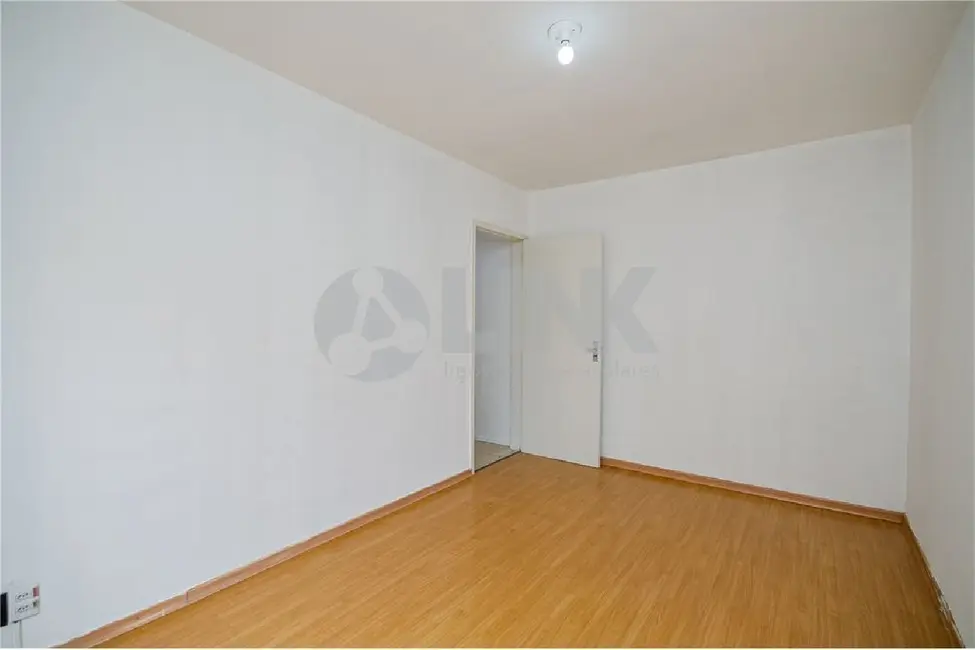 Apartamento com 2 quartos à venda, 64m2 em Cristal, Porto Alegre - RS - imagem 7 Foto 7 de Apartamento com 2 quartos à venda, 64m2 em Cristal, Porto Alegre - RS