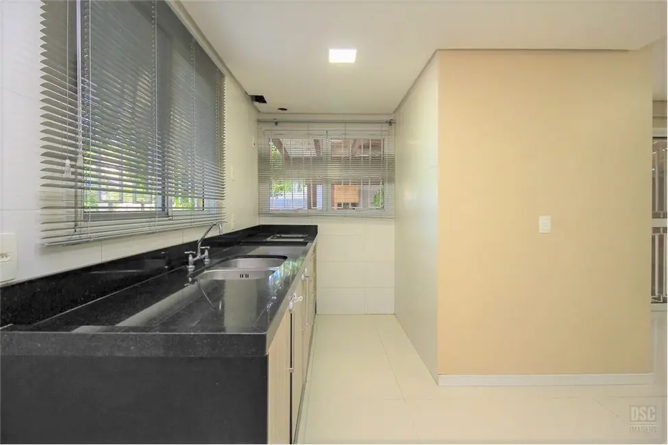 Foto 8 de Casa de Condomínio com 3 quartos à venda, 231m2 em Sétimo Céu, Porto Alegre - RS