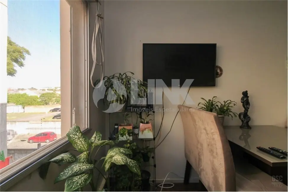 Apartamento com 2 quartos à venda, 59m2 em Azenha, Porto Alegre - RS - imagem 6 Foto 6 de Apartamento com 2 quartos à venda, 59m2 em Azenha, Porto Alegre - RS