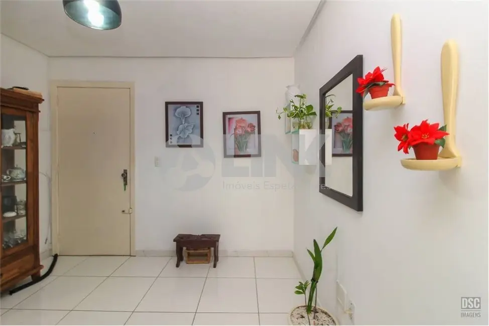 Foto 2 de Apartamento com 1 quarto à venda, 30m2 em Tristeza, Porto Alegre - RS