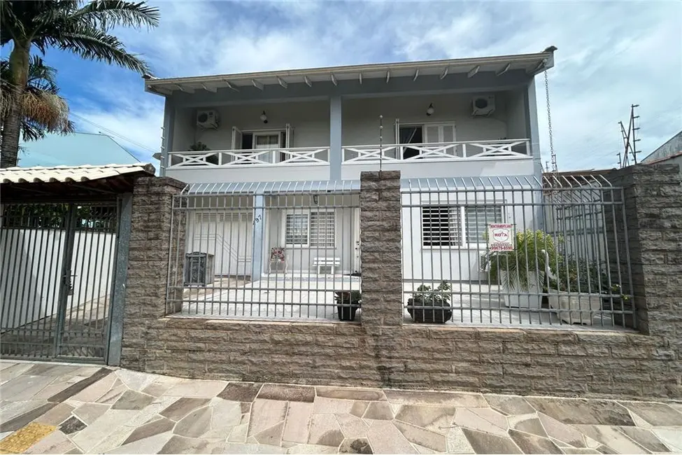 Foto 1 de Casa com 3 quartos à venda, 200m2 em Igara, Canoas - RS