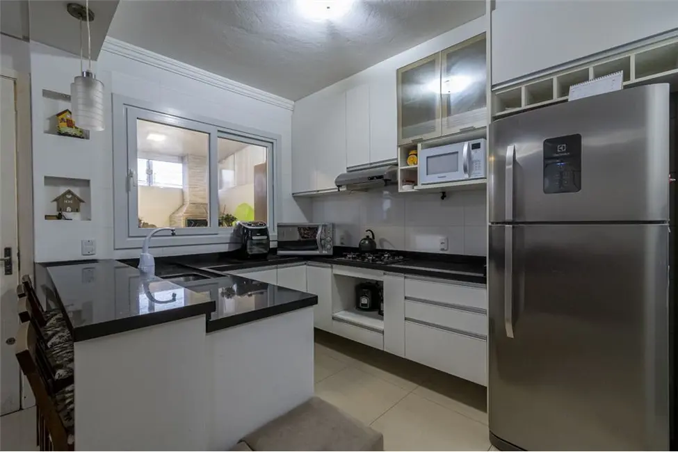 Foto 1 de Casa de Condomínio com 2 quartos à venda, 89m2 em Niterói, Canoas - RS
