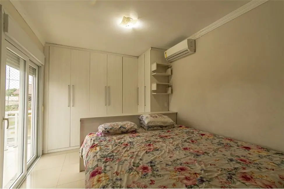 Casa de Condomínio com 2 quartos à venda, 89m2 em Niterói, Canoas - RS - imagem 7 Foto 7 de Casa de Condomínio com 2 quartos à venda, 89m2 em Niterói, Canoas - RS