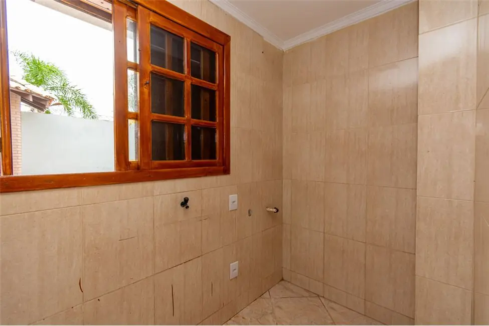 Casa com 3 quartos à venda, 132m2 em Igara, Canoas - RS - imagem 9 Foto 9 de Casa com 3 quartos à venda, 132m2 em Igara, Canoas - RS