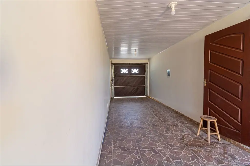 Foto 2 de Casa com 2 quartos à venda, 160m2 em Santo Antônio, Gravatai - RS