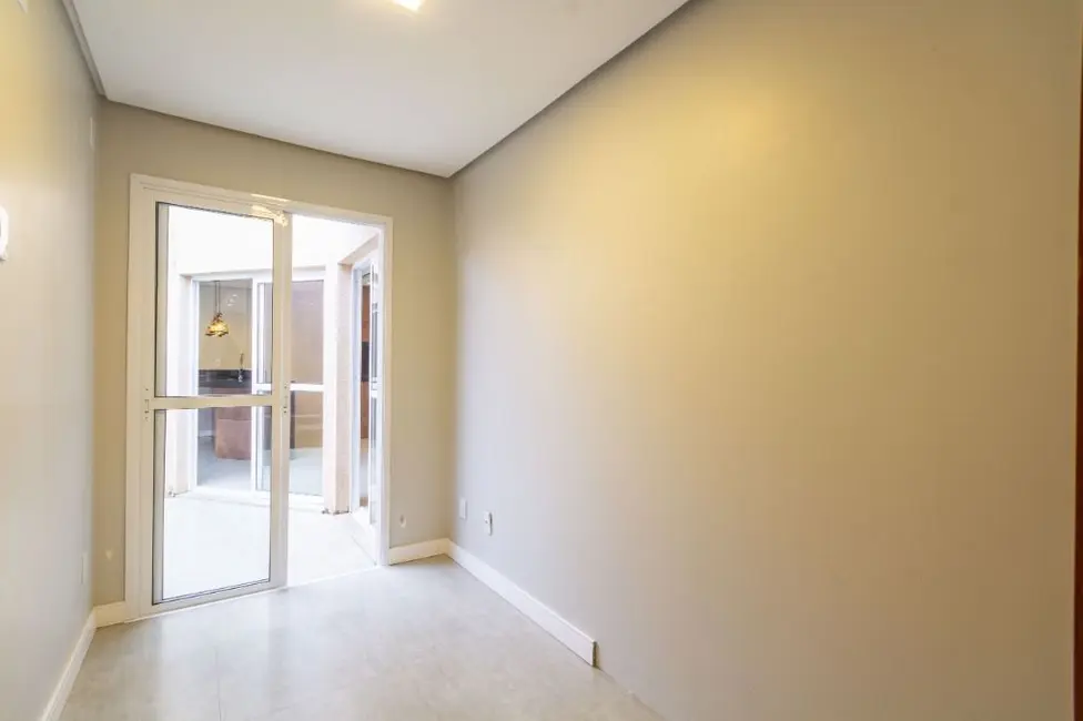 Foto 6 de Casa de Condomínio com 3 quartos à venda, 120m2 em Cachoeirinha - RS