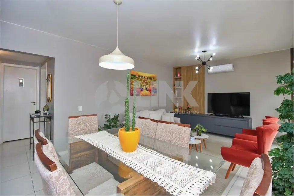 Apartamento com 4 quartos à venda, 114m2 em Higienópolis, Porto Alegre - RS - imagem 9 Foto 9 de Apartamento com 4 quartos à venda, 114m2 em Higienópolis, Porto Alegre - RS