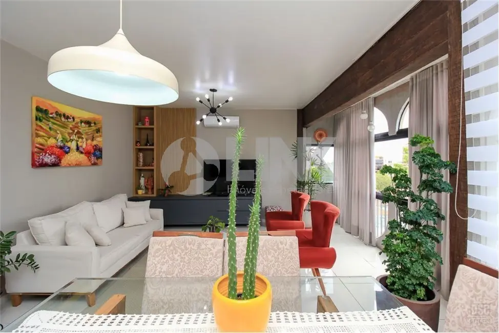 Apartamento com 4 quartos à venda, 114m2 em Higienópolis, Porto Alegre - RS - imagem 4 Foto 4 de Apartamento com 4 quartos à venda, 114m2 em Higienópolis, Porto Alegre - RS