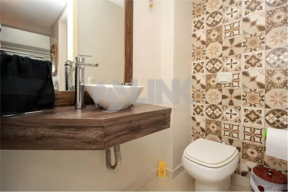 Apartamento com 4 quartos à venda, 114m2 em Higienópolis, Porto Alegre - RS - imagem 8 Foto 8 de Apartamento com 4 quartos à venda, 114m2 em Higienópolis, Porto Alegre - RS