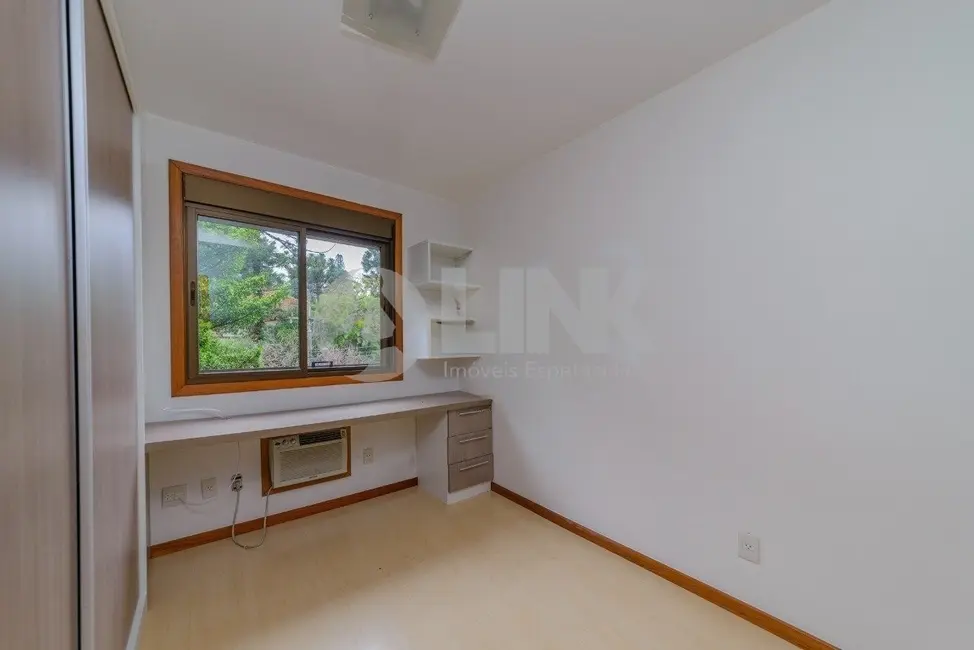 Apartamento com 3 quartos à venda, 100m2 em Rio Branco, Porto Alegre - RS - imagem 5 Foto 5 de Apartamento com 3 quartos à venda, 100m2 em Rio Branco, Porto Alegre - RS