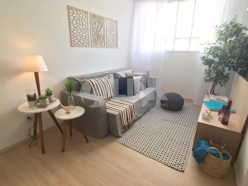 Foto 2 de Apartamento com 2 quartos à venda, 49m2 em Jardim Itu, Porto Alegre - RS