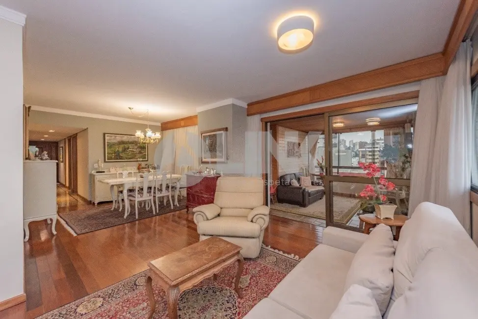 Foto 4 de Apartamento com 3 quartos à venda, 197m2 em Auxiliadora, Porto Alegre - RS
