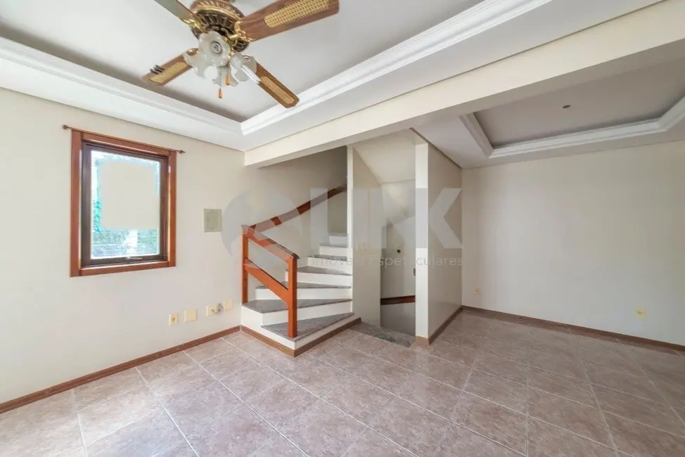 Foto 2 de Casa de Condomínio com 2 quartos à venda, 158m2 em Menino Deus, Porto Alegre - RS