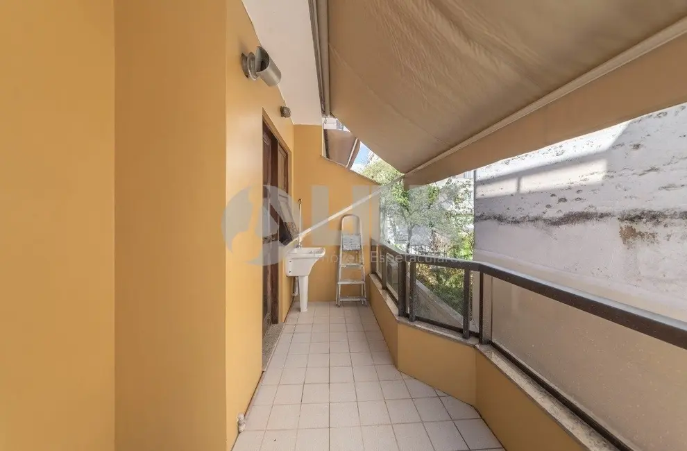 Casa de Condomínio com 2 quartos à venda, 158m2 em Menino Deus, Porto Alegre - RS - imagem 7 Foto 7 de Casa de Condomínio com 2 quartos à venda, 158m2 em Menino Deus, Porto Alegre - RS