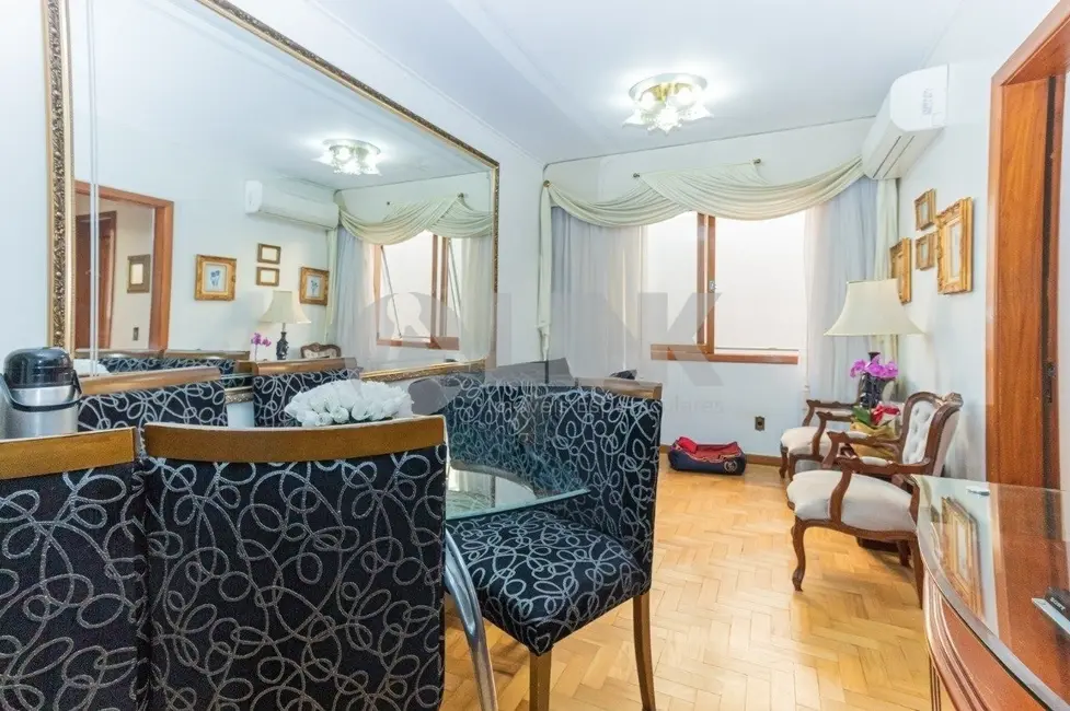 Foto 3 de Apartamento com 2 quartos à venda, 71m2 em Auxiliadora, Porto Alegre - RS