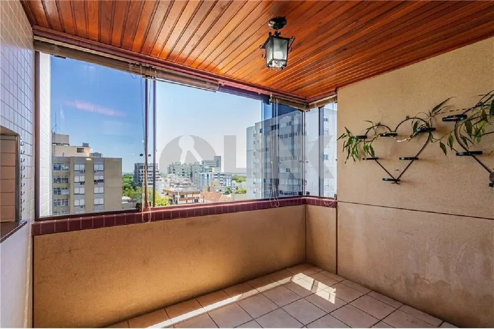 Apartamento com 3 quartos à venda, 100m2 em Menino Deus, Porto Alegre - RS - imagem 6 Foto 6 de Apartamento com 3 quartos à venda, 100m2 em Menino Deus, Porto Alegre - RS