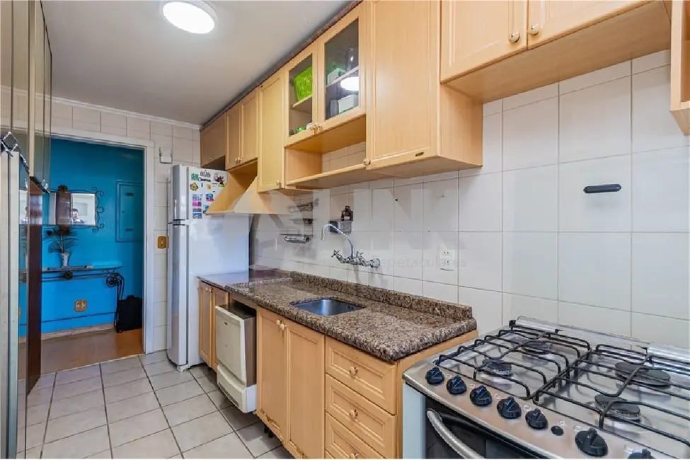 Apartamento com 3 quartos à venda, 100m2 em Menino Deus, Porto Alegre - RS - imagem 9 Foto 9 de Apartamento com 3 quartos à venda, 100m2 em Menino Deus, Porto Alegre - RS