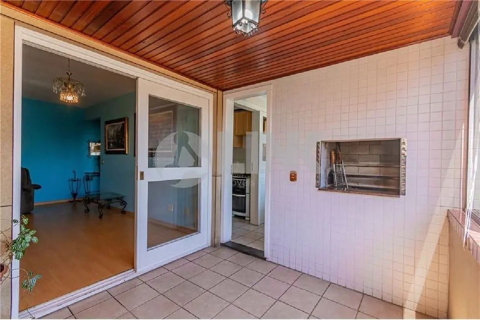 Apartamento com 3 quartos à venda, 100m2 em Menino Deus, Porto Alegre - RS - imagem 4 Foto 4 de Apartamento com 3 quartos à venda, 100m2 em Menino Deus, Porto Alegre - RS