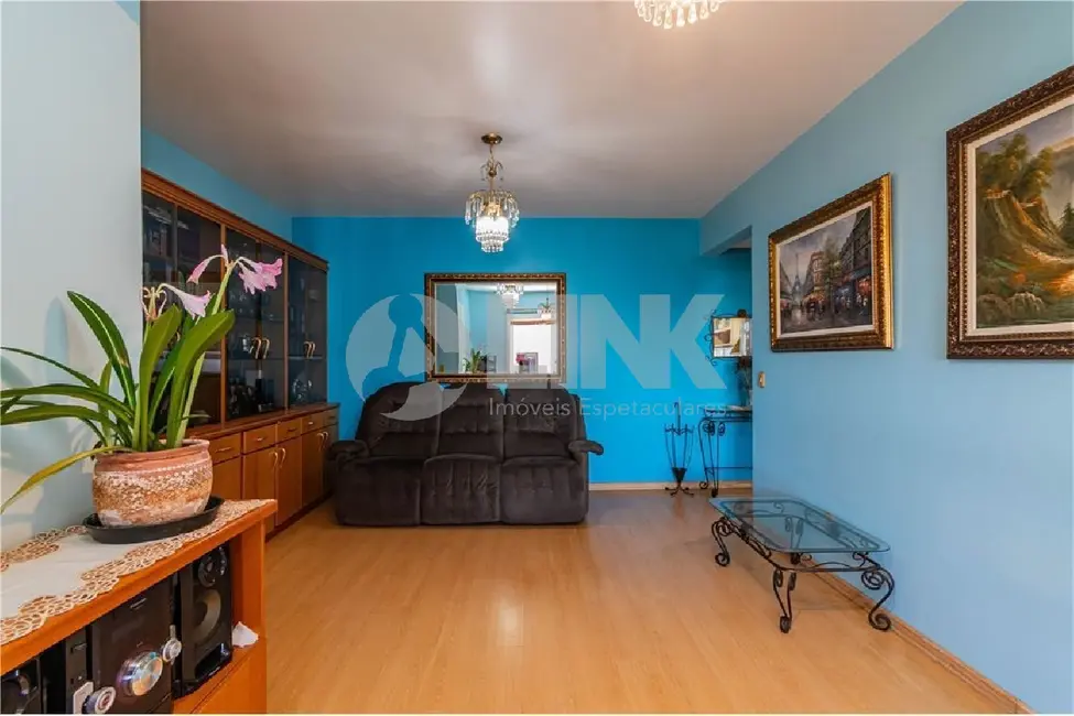Apartamento com 3 quartos à venda, 100m2 em Menino Deus, Porto Alegre - RS - imagem 7 Foto 7 de Apartamento com 3 quartos à venda, 100m2 em Menino Deus, Porto Alegre - RS