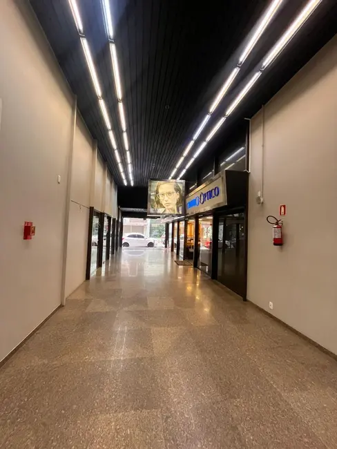 Sala Comercial à venda, 75m2 em Centro Histórico, Porto Alegre - RS - imagem 4 Foto 4 de Sala Comercial à venda, 75m2 em Centro Histórico, Porto Alegre - RS