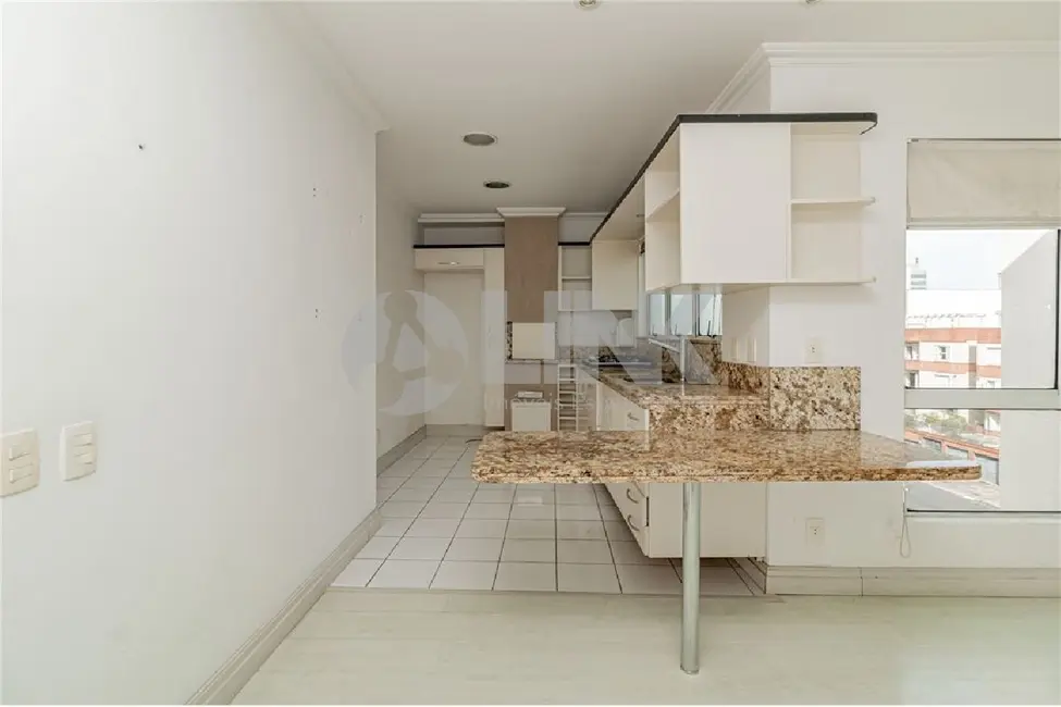 Apartamento com 2 quartos à venda, 87m2 em Petrópolis, Porto Alegre - RS - imagem 6 Foto 6 de Apartamento com 2 quartos à venda, 87m2 em Petrópolis, Porto Alegre - RS