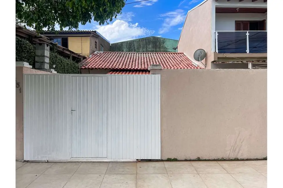 Casa com 2 quartos à venda, 56m2 em Rio Branco, Canoas - RS - imagem 3 Foto 3 de Casa com 2 quartos à venda, 56m2 em Rio Branco, Canoas - RS
