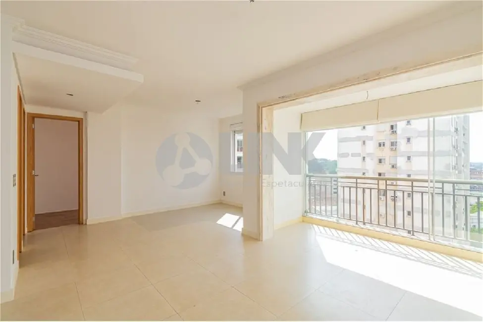 Foto 2 de Apartamento com 3 quartos à venda, 81m2 em Passo da Areia, Porto Alegre - RS