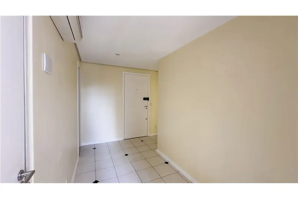Foto 2 de Sala Comercial à venda, 44m2 em Moinhos de Vento, Porto Alegre - RS