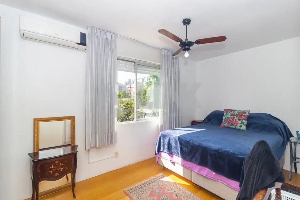 Foto 9 de Apartamento com 2 quartos à venda, 61m2 em Santana, Porto Alegre - RS