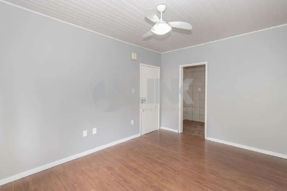 Apartamento com 2 quartos à venda, 55m2 em Vila Ipiranga, Porto Alegre - RS - imagem 2 Foto 2 de Apartamento com 2 quartos à venda, 55m2 em Vila Ipiranga, Porto Alegre - RS