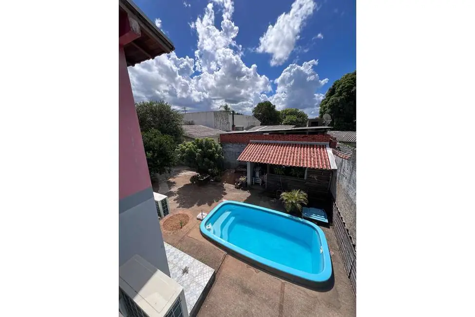 Casa com 4 quartos à venda, 145m2 em Igara, Canoas - RS - imagem 5 Foto 5 de Casa com 4 quartos à venda, 145m2 em Igara, Canoas - RS