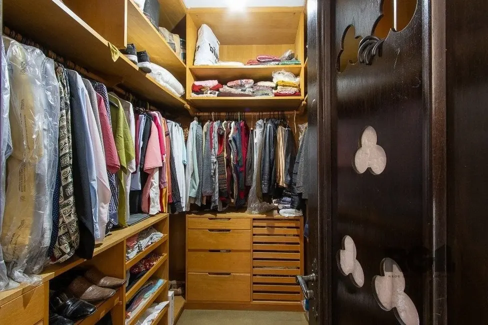 Casa com 3 quartos à venda, 580m2 em Santa Tereza, Porto Alegre - RS - imagem 8 Foto 8 de Casa com 3 quartos à venda, 580m2 em Santa Tereza, Porto Alegre - RS